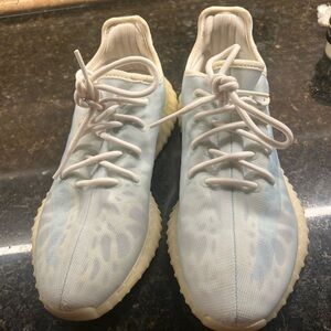 Yeezy Boost 350 size 7.5 Mens mono ice ladies 8.5